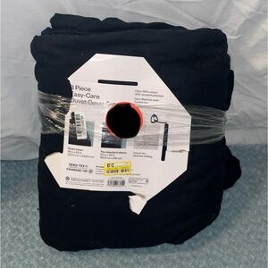 Black 3-Piece Easy-Care Duvet Cover Set